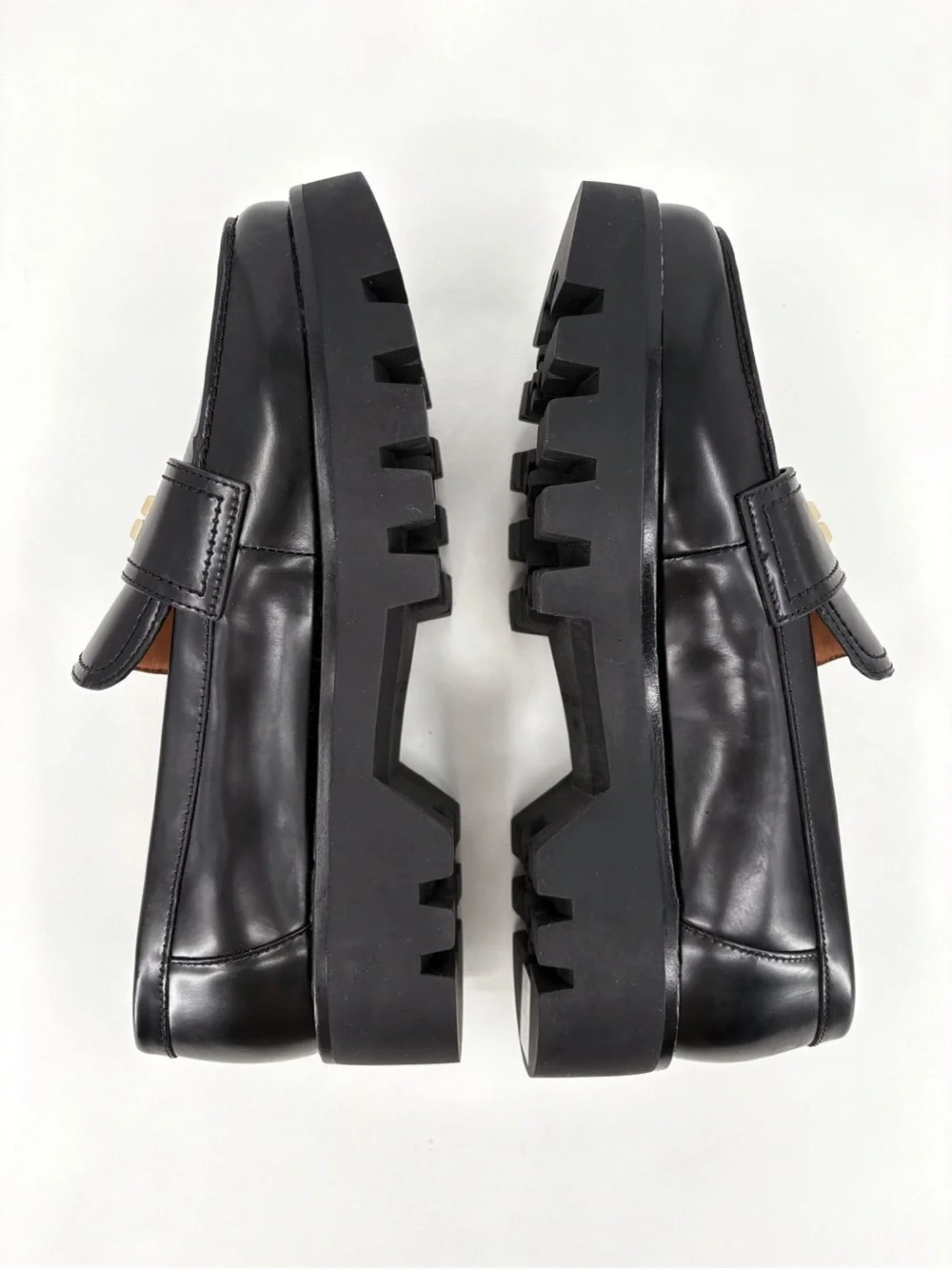 TORY BURCH Mini Everly Chunky Loafer Black Patent Leather Lug Sole 8.5